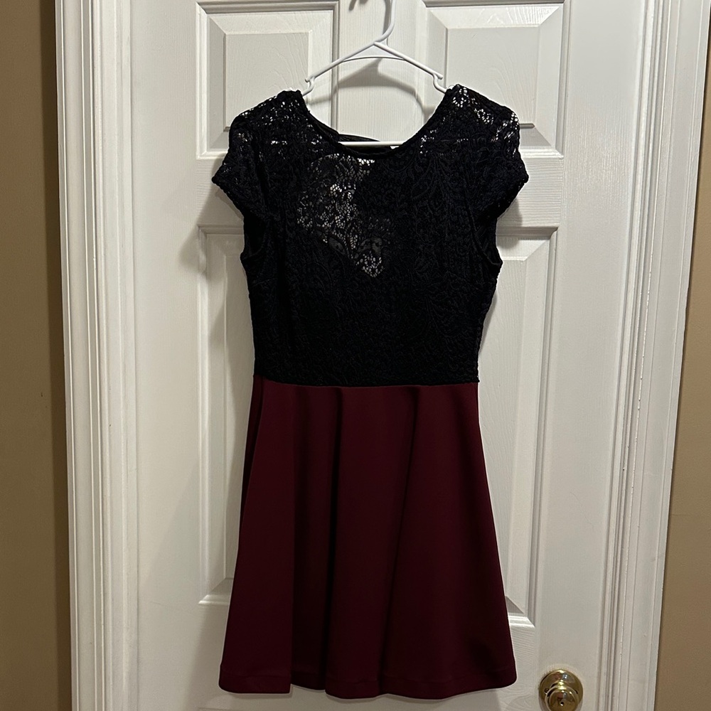 Black and Burgundy Cap Sleeve Lace Dress